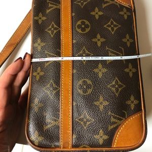 Vintage Authentic LV Monogram Trocadero 23